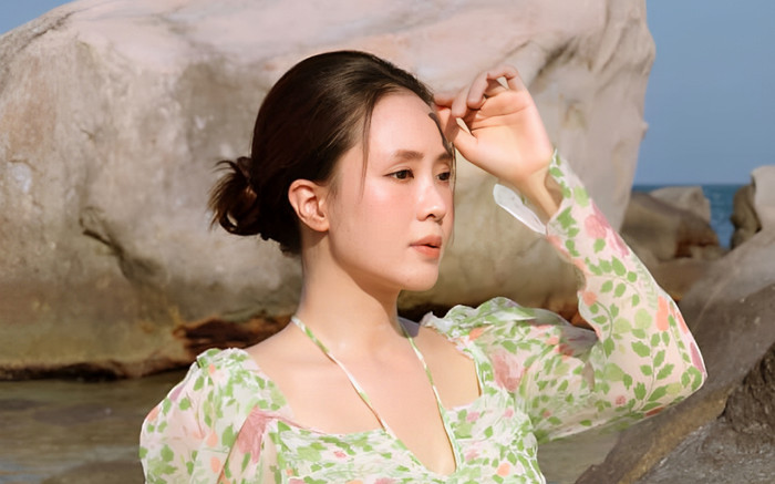 Hồng Diễm khoe vóc dáng nuột nà ở tuổi U50, 'ông xã' kém 3 tuổi liền có phản ứng gây bão Ảnh 2