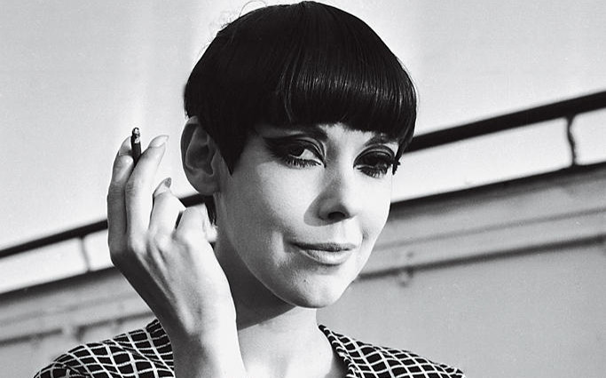 Nữ người mẫu đình đám qua đời sau thời gian dài đối diện với bệnh tật Ảnh 2