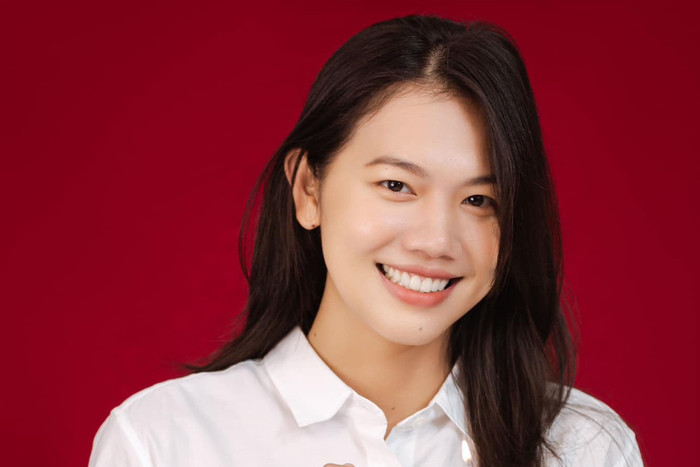 Ánh Viên có niềng và tẩy trắng răng