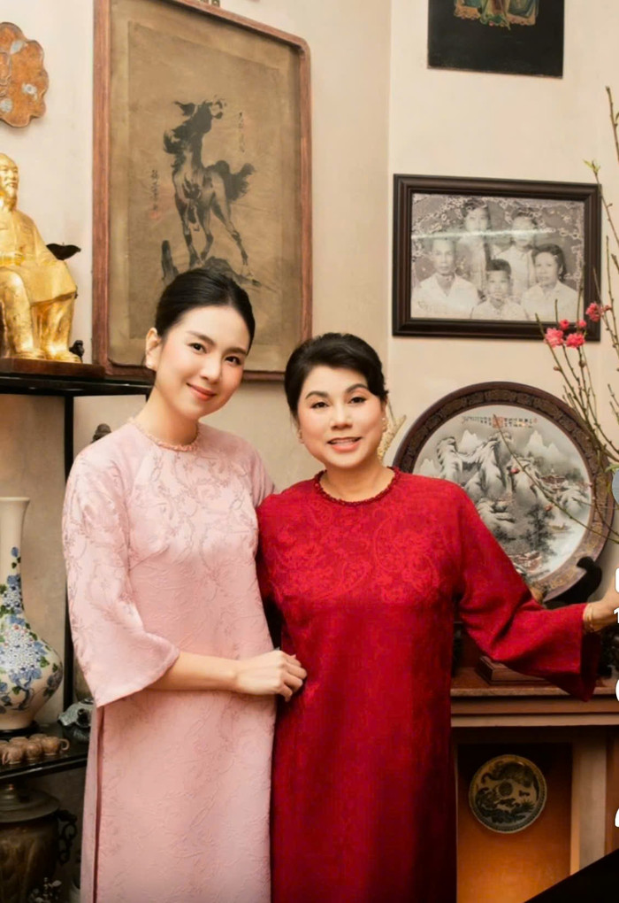 Mai Ngọc thừa hưởng nhiều nét đẹp của mẹ.