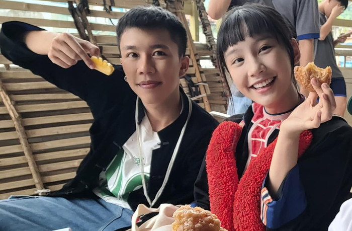 Pu - Chải trong Đi Giữa Trời Rực Rỡ 'chiếm sóng' với đoạn clip gần 10 triệu lượt xem Ảnh 1