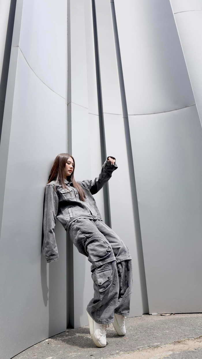 Hoa hậu Mai Phương liệu có thành công với sự nghiệp cầm mic? Ảnh: FBNV