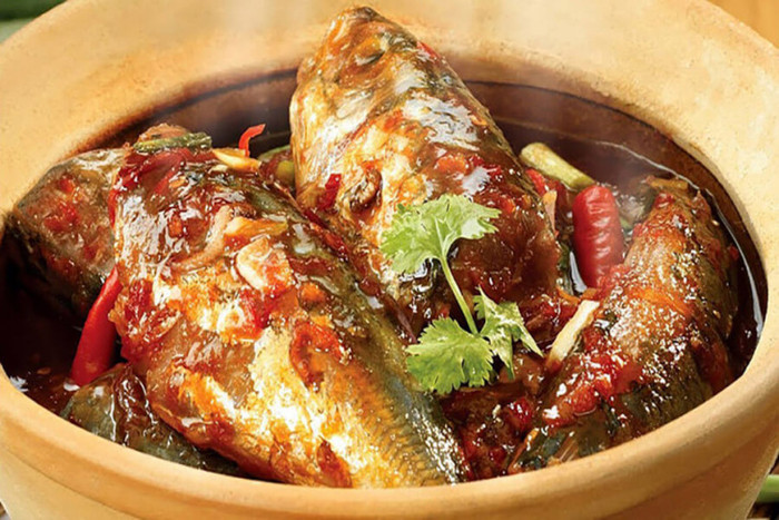 Cá măng biển sốt cà chua thơm ngon