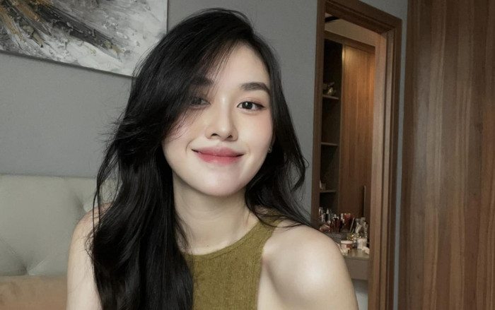 Cách Á hậu Tường San trang điểm trong vòng '5 phút' mà vẫn xinh tươi, rạng rỡ Ảnh 2