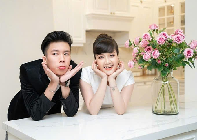 Nghệ sĩ Vân Dung khẳng định không xin vai cho con.