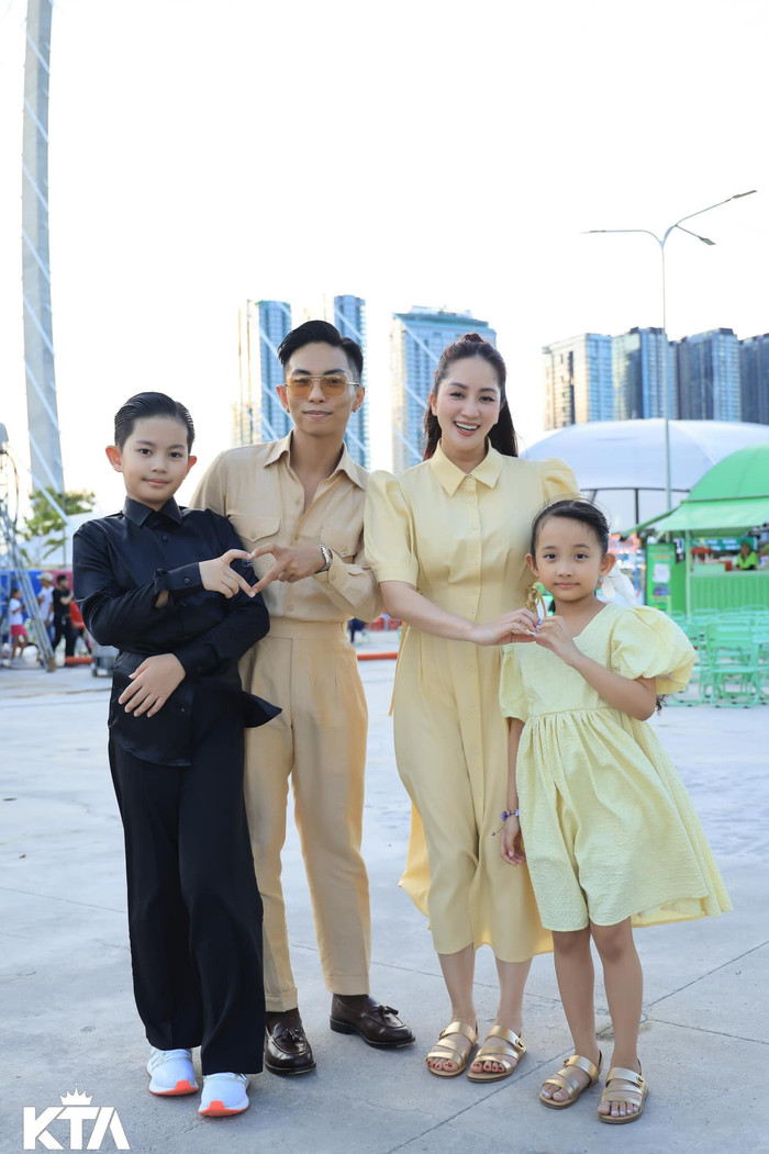 Chàng trai cứ nhảy đôi với Khánh Thi là đạt triệu view chẳng kém Phan Hiển Ảnh 1