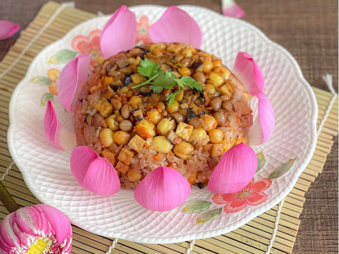 Xôi chay là món không thể thiếu trong mâm cỗ chay ngày Vu Lan