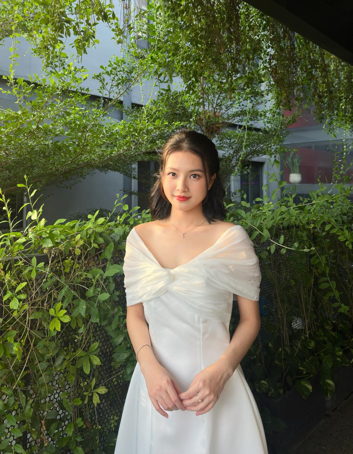 Đời thường đẹp không tì vết của con gái màn ảnh Ngọc Lan.