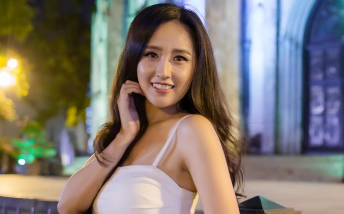 Mai Phương Thuý đăng status lạ Ảnh 2