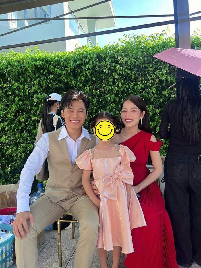 Puka khéo léo chọn góc chụp giấu dáng giữa nghi vấn đang mang thai con đầu lòng. 