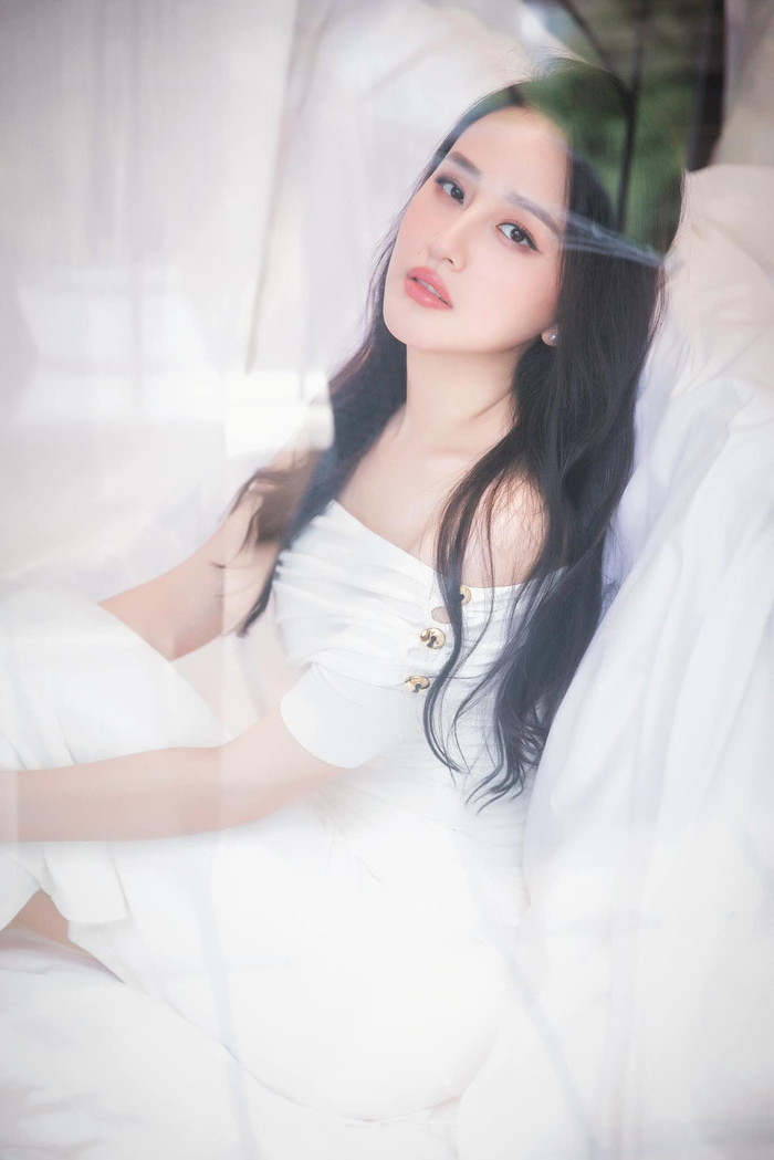 Ở tuổi 36, Hoa hậu Mai Phương Thuý kín tiếng trong chuyện tình cảm. 