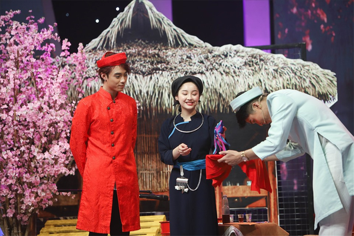 Dù chuẩn bị 'sính lễ', song cả hai vẫn không thể thành đôi. Thu Hà Ceri sau đó phải ra về trong tiếc nuối. 