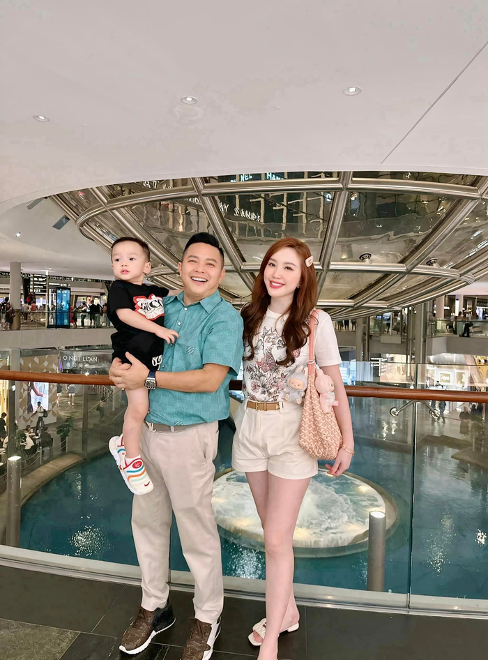 Tổ ấm nhỏ viên mãn của Bảo Thy và ông xã doanh nhân.
