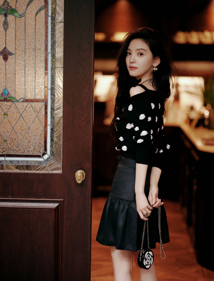 Chương Nhược Nam dùng thù lao để lo cho gia đình.