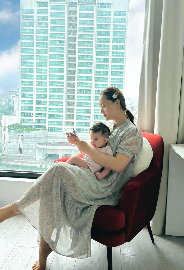 Lan Phương vừa hạ sinh nhóc tỳ thứ 2 hồi tháng 3.