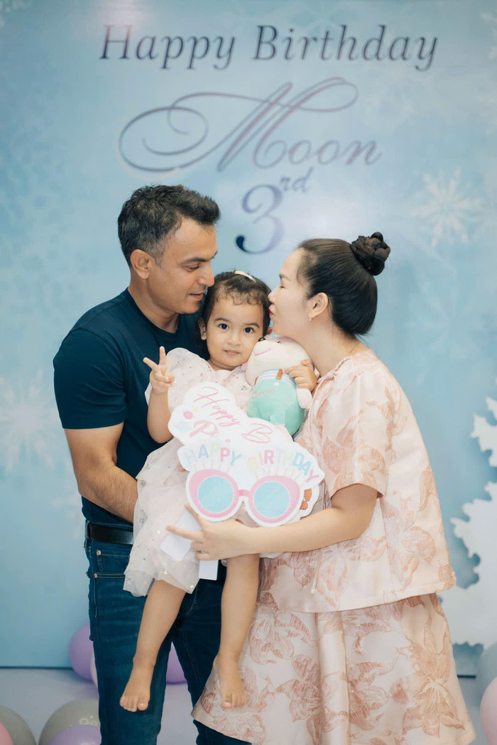 Tổ ấm nhỏ của Võ Hạ Trâm và chồng Ấn Độ.