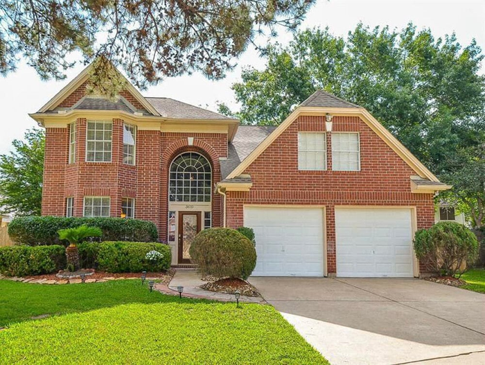 Kasim Hoàng Vũ sở hữu một số bất động sản có giá trị tại Mỹ.