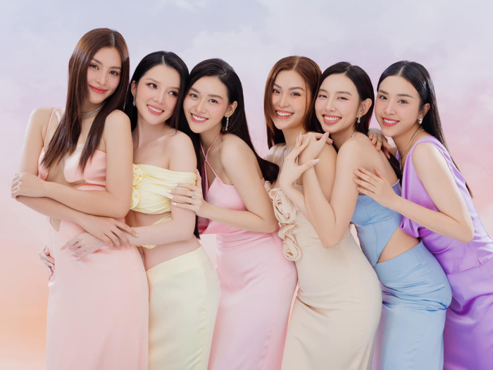 Hội bạn thân tài sắc vẹn toàn của Hoa hậu Thuỳ Tiên.