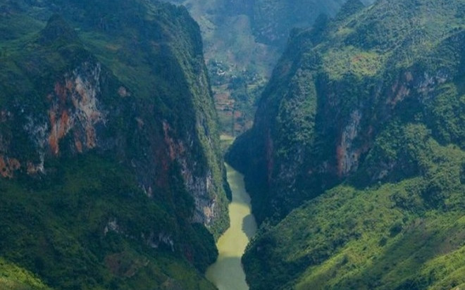 Một nơi ở Việt Nam sở hữu đệ nhất hùng quan của Đông Nam Á, điểm đến độc nhất vô nhị từng ít ai dám đến Ảnh 2