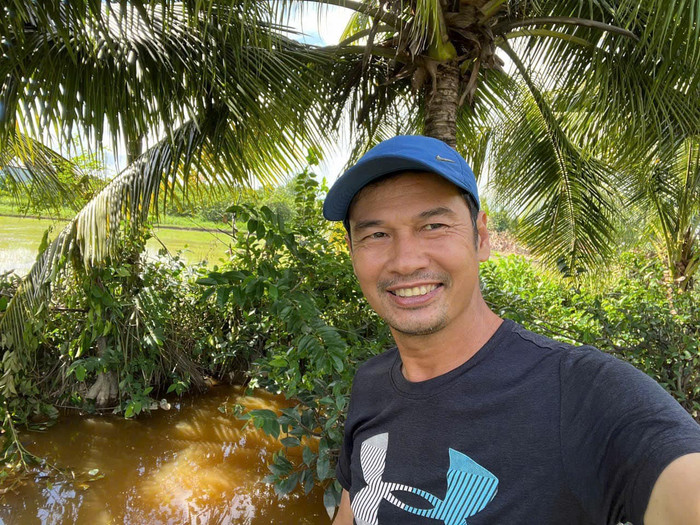 Nam diễn viên vui với cuộc sống điền viên. 