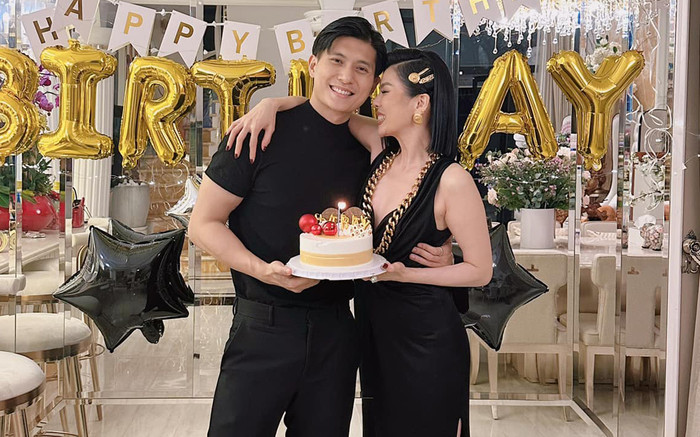 Điều đặc biệt trong dinh thự 100 tỷ của Lệ Quyên và Lâm Bảo Châu khiến Quang Lê ngỡ ngàng Ảnh 2