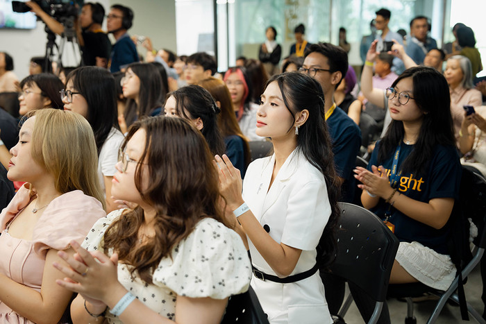 Cô nàng chia sẻ mục đích ngay từ đầu không phải để bước chân vào showbiz.