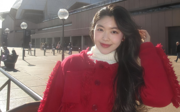 Con gái Quyền Linh ngày càng sành điệu Ảnh 2