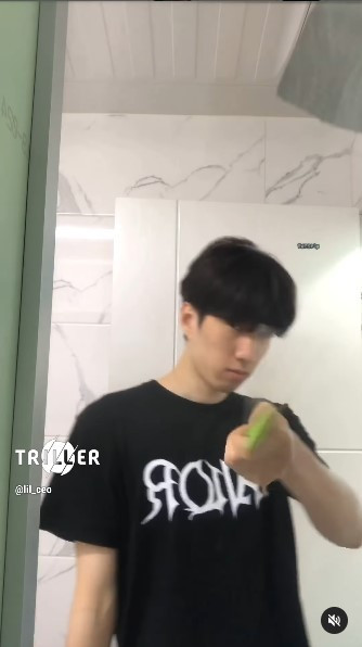 Xôn xao thông tin nam ca sĩ qua đời do ngã từ tầng 5 chung cư? Ảnh 2