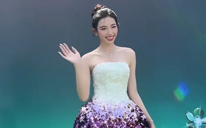 Thùy Tiên đẹp tựa nàng tiên Ảnh 2