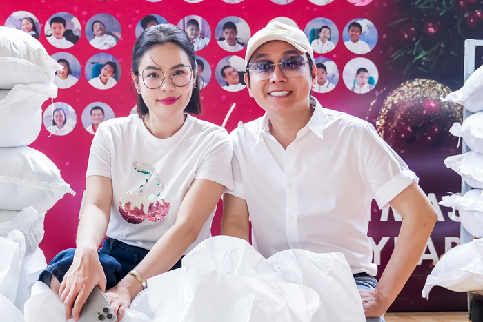 Cả hai thường xuyên khoe những khoảnh khắc ngọt ngào lên mạng xã hội.