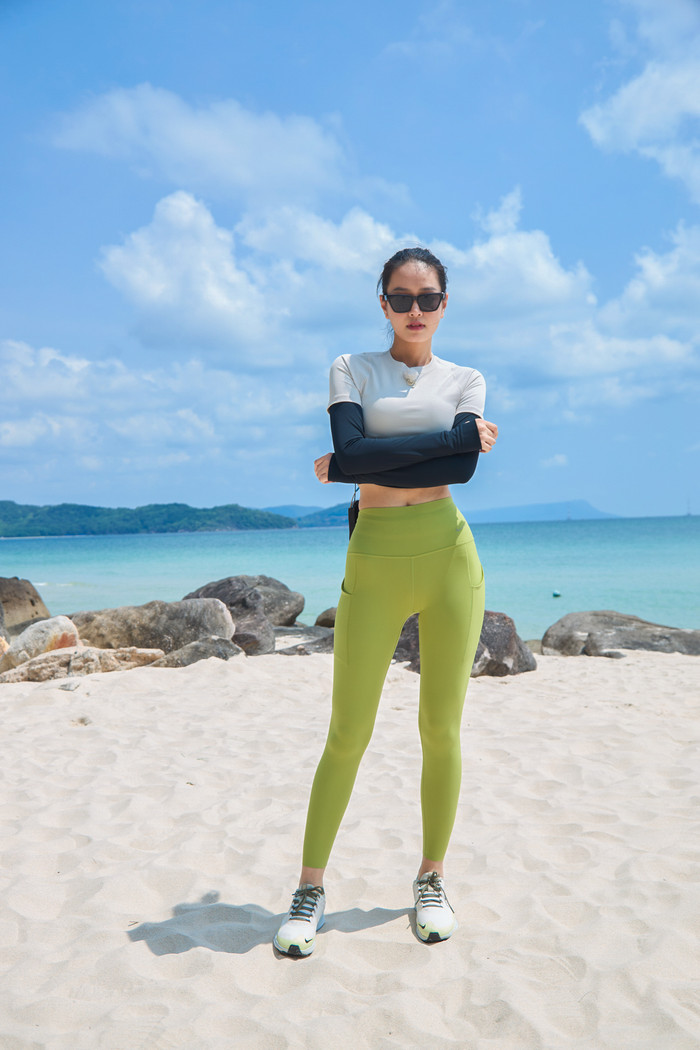 Bùi Khánh Linh chiến hết mình trong Đảo Thiên Đường.