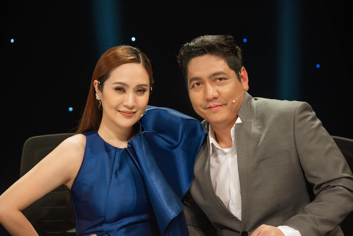 Cặp đôi hẹn hò từ năm 2005, đến năm 2008 thì tổ chức lễ cưới.