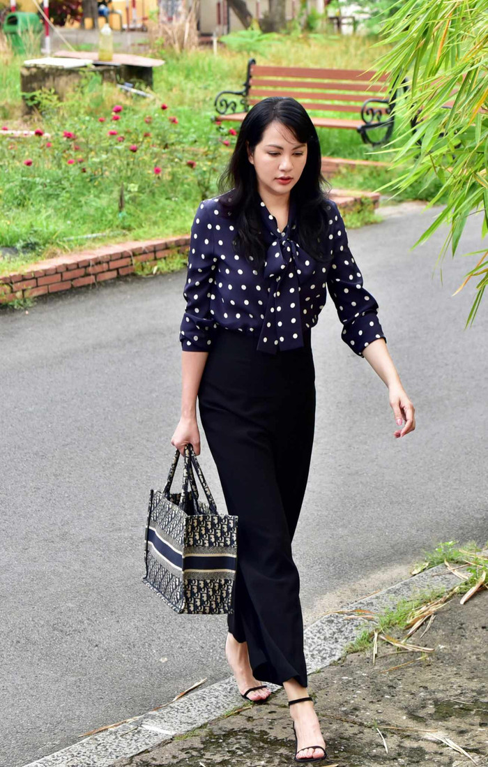 Nữ người mẫu đăng ký kết hôn với Đức An sau 7 ngày hẹn hò. Cả hai có 2 con chung trước khi ly hôn. 