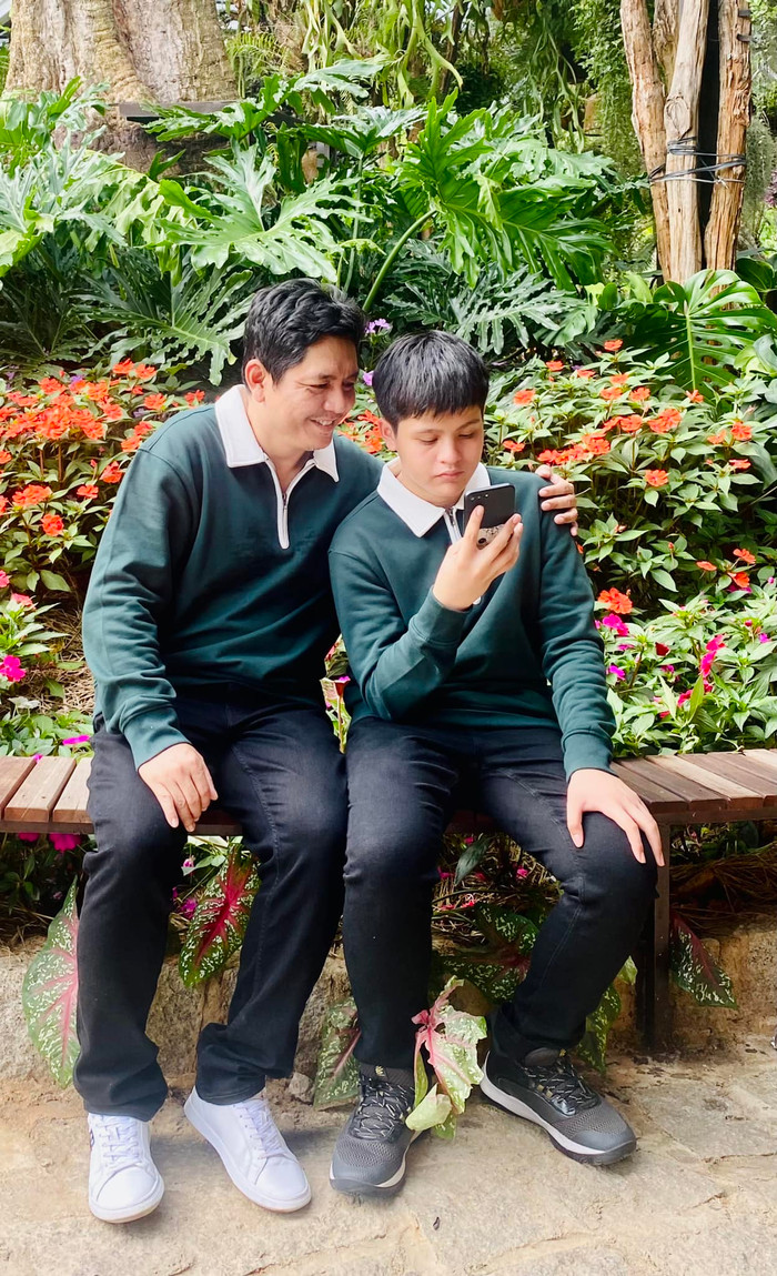 Đức Thịnh tiết lộ con trai có nhiều thay đổi về tính cách ở độ tuổi teen.