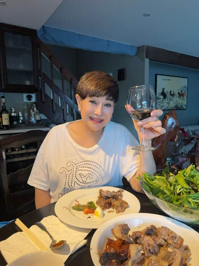 Bà bầu quyền lực luôn chia sẻ những điều tích cực.