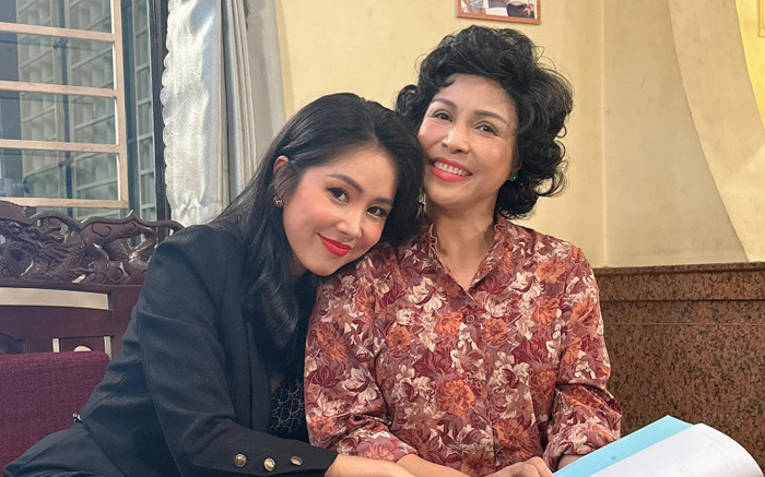 Lê Phương khoe 'mẹ chồng' thứ hai trẻ đẹp, hóa ra từng là hoa hậu năm 1991 Ảnh 2