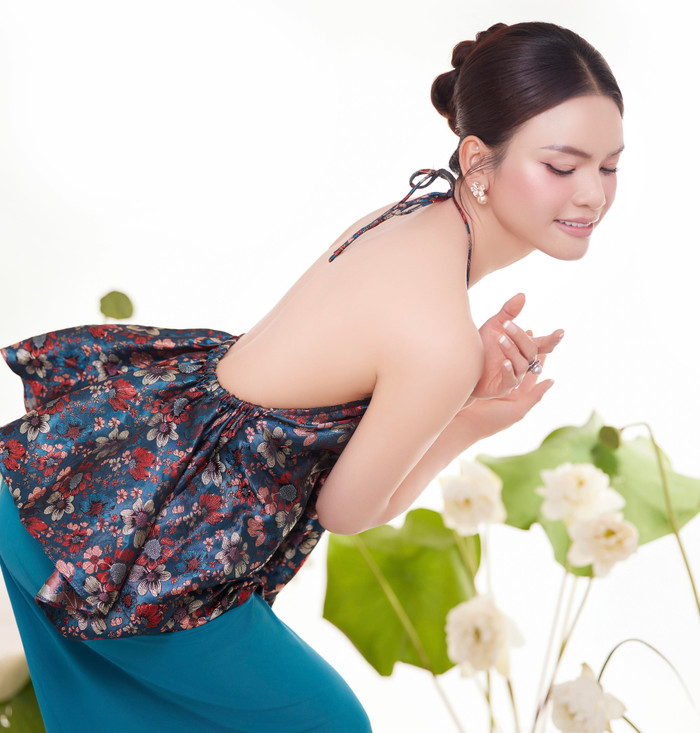 Đã ngoại tứ tuần nhưng cô không đặt nặng chuyện lấy chồng, sinh con.