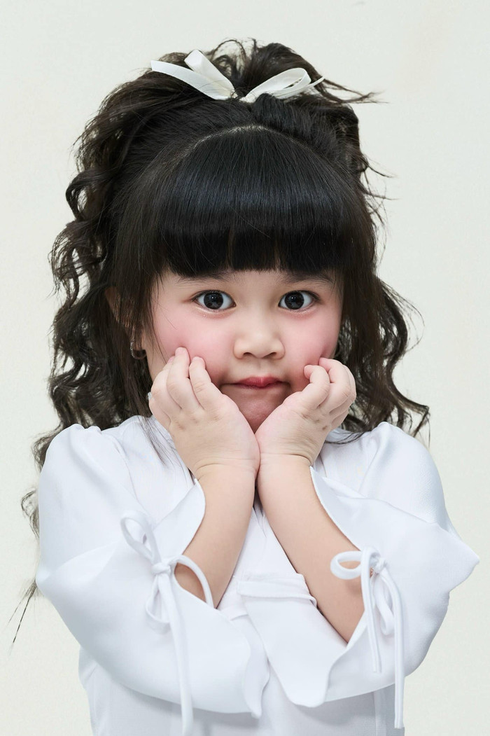 Lê Dương Bảo Lâm cho rằng bé Bảo Ngọc giống NSND Ngọc Giàu.