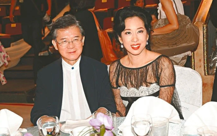 Hoa hậu được tặng 60.000 tỷ đồng khi tái hôn với đại gia Ảnh 2