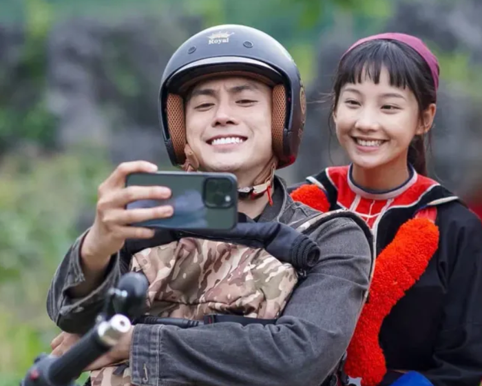 Đi giữa trời rực rỡ: Lộ cảnh quay tình tứ đầu tiên giữa Pu và tình mới, phản ứng của Chải gây tò mò Ảnh 1