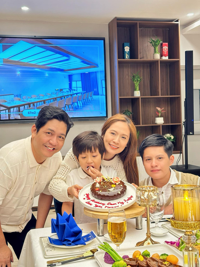 Tháng 8 là sinh nhật của Thanh Thúy và Cà Phê - con trai đầu lòng.