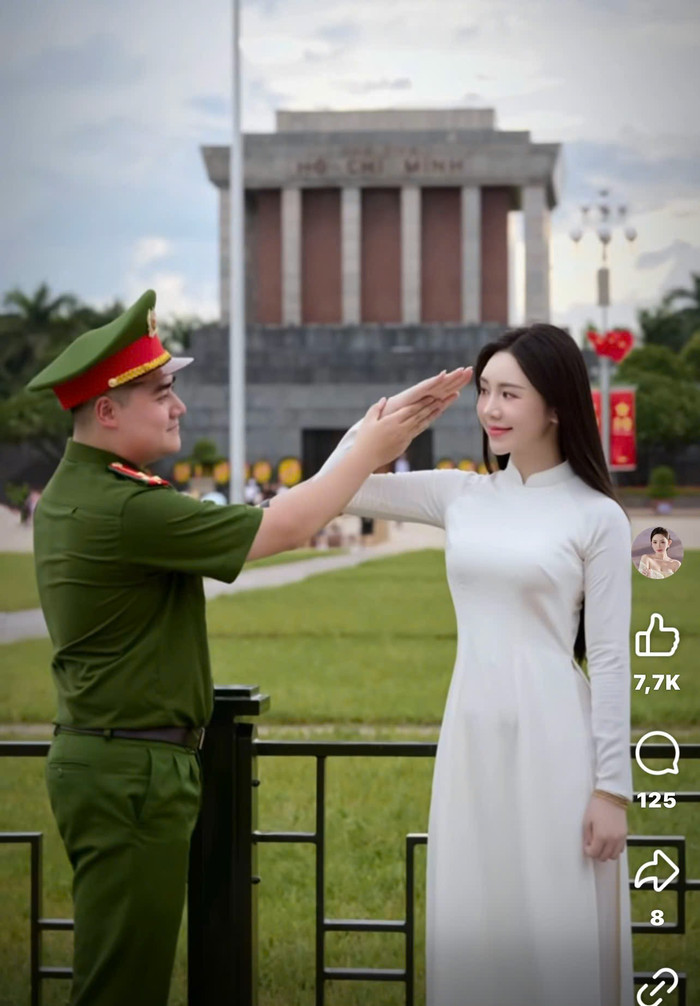 Cả 2 được dân tình đẩy thuyền vì đẹp đôi.