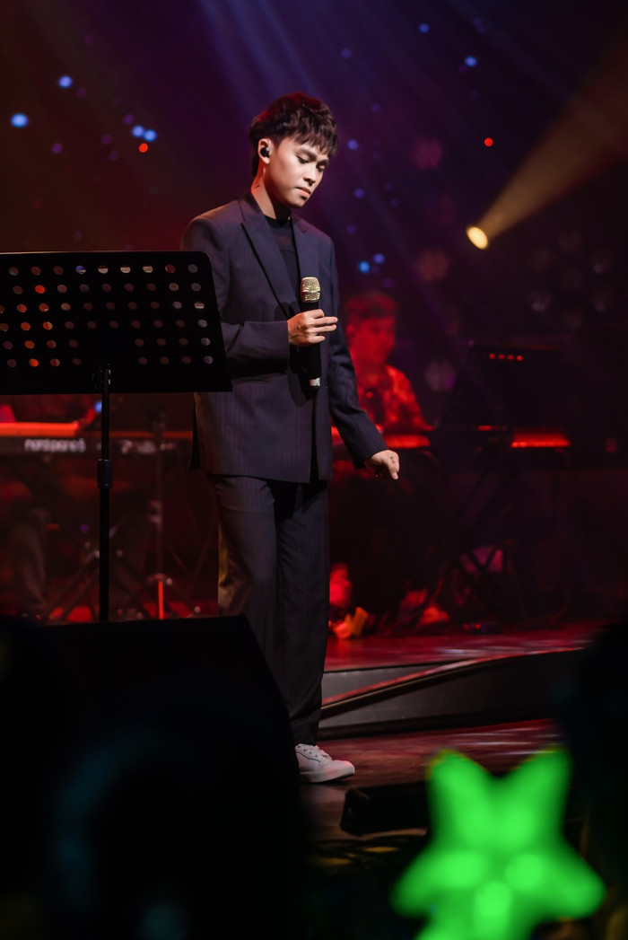 Hồ Văn Cường thay đổi quá nhiều Ảnh 2