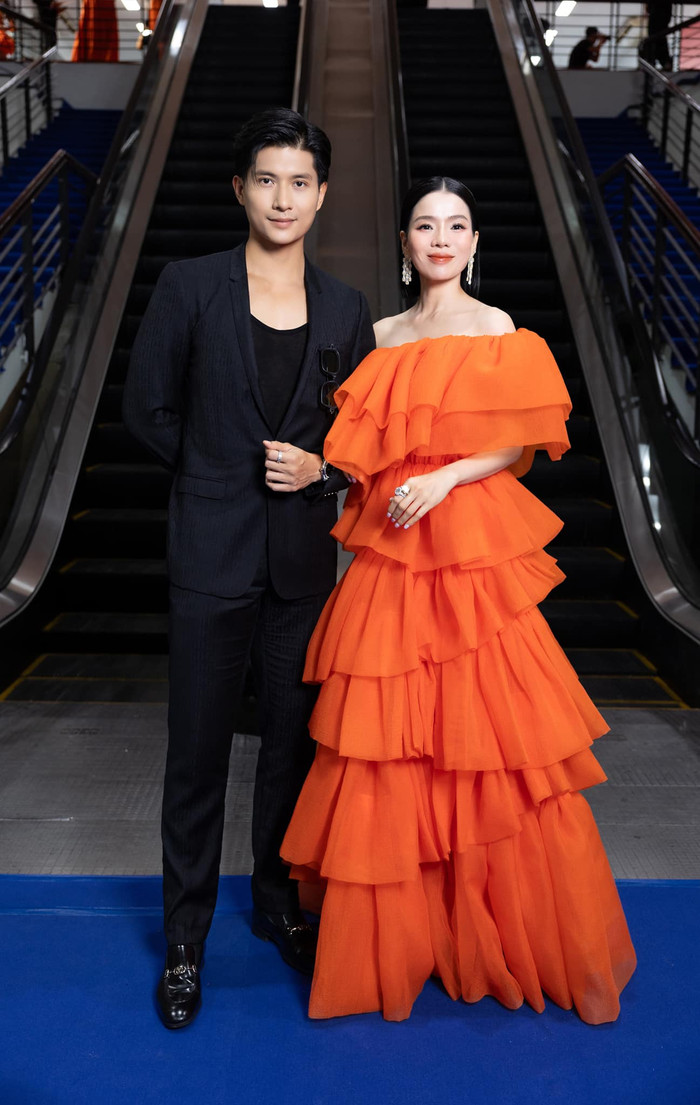 Lệ Quyên và Lâm Bảo Châu 'dính như sam' tại các sự kiện trong suốt 3 năm hẹn hò.