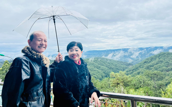 Người phụ nữ nghèo trúng độc đắc, cả nhà một bước đổi đời, các con giờ làm giám đốc Ảnh 2