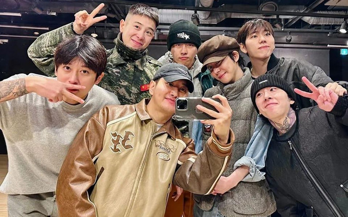Nhóm nhạc nam dừng hoạt động nhưng không tan rã, tái hợp sau 2 năm Ảnh 2