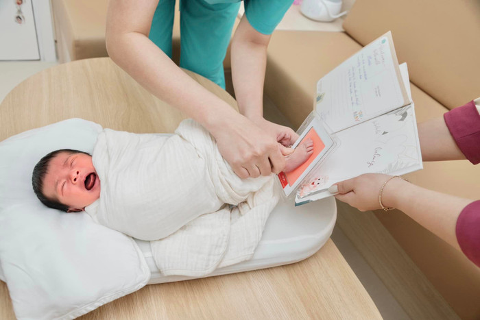 Đông Nhi trân quý mọi khoảnh khắc ý nghĩa trong lần sinh con thứ hai. Ảnh: FBNV