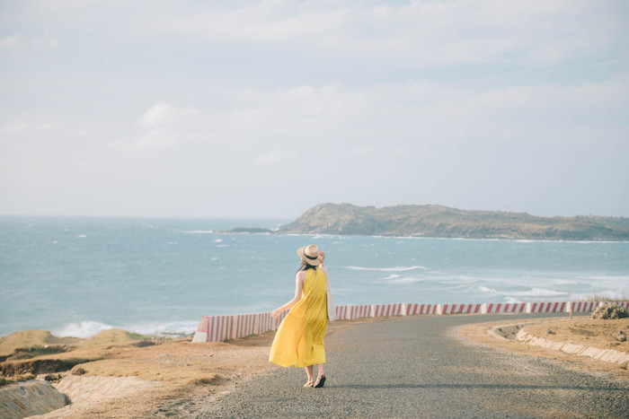 Dốc Phượt là góc check-in ai cũng phải thử khi tới với đảo Phú Quý