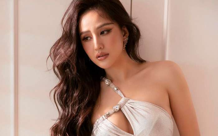 Hoa hậu Mai Phương Thuý phát 'tín hiệu vui' sau loạt chia sẻ lạ Ảnh 2