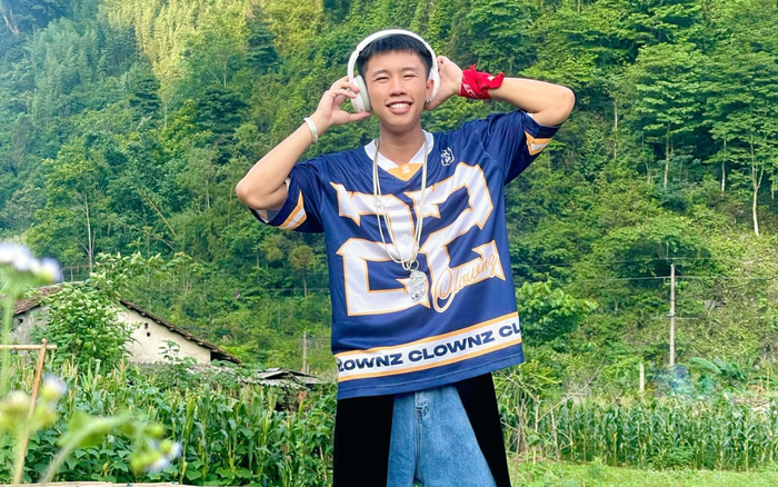 Nguồn năng lượng tích cực của quý tử nhà Vân Dung được nhiều khán giả yêu mến. Ảnh: FBNV